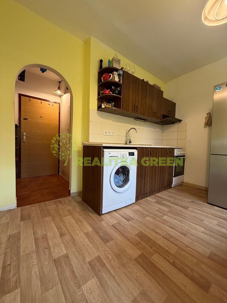 Prodej bytu 2+1 43 m² — photo 2