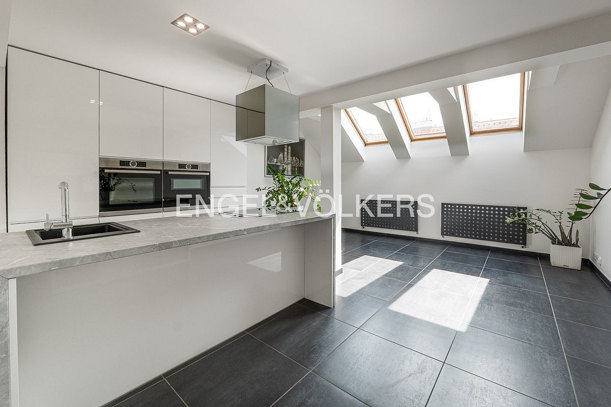 Pronájem bytu 2+kk 57 m²