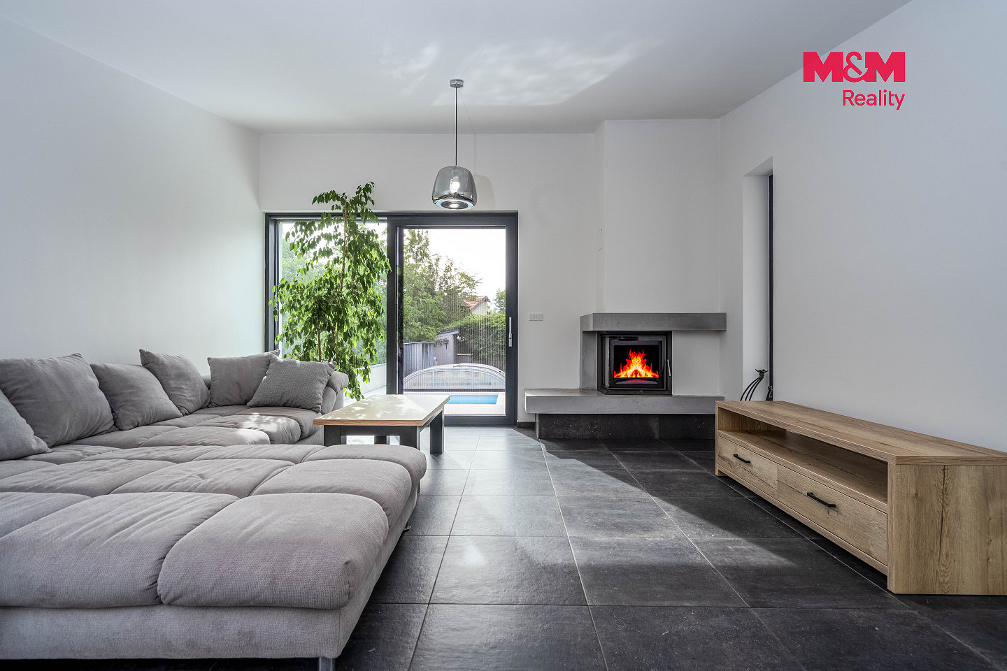 Prodej domu 192 m² s pozemkem 647 m² – fotografie 4