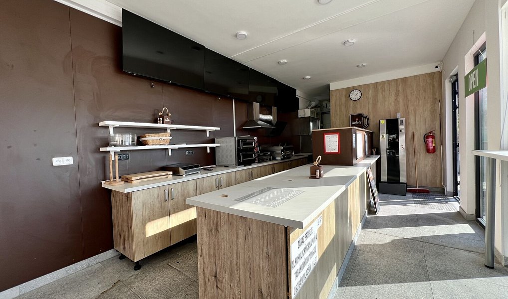 Pronájem komerčního objektu (jiného typu) 38 m², Ostrov – náhled fotky 13
