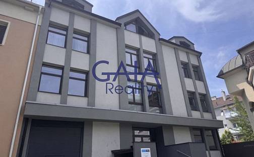 Pronájem kanceláře 180 m², nám. 17. listopadu, Hodonín