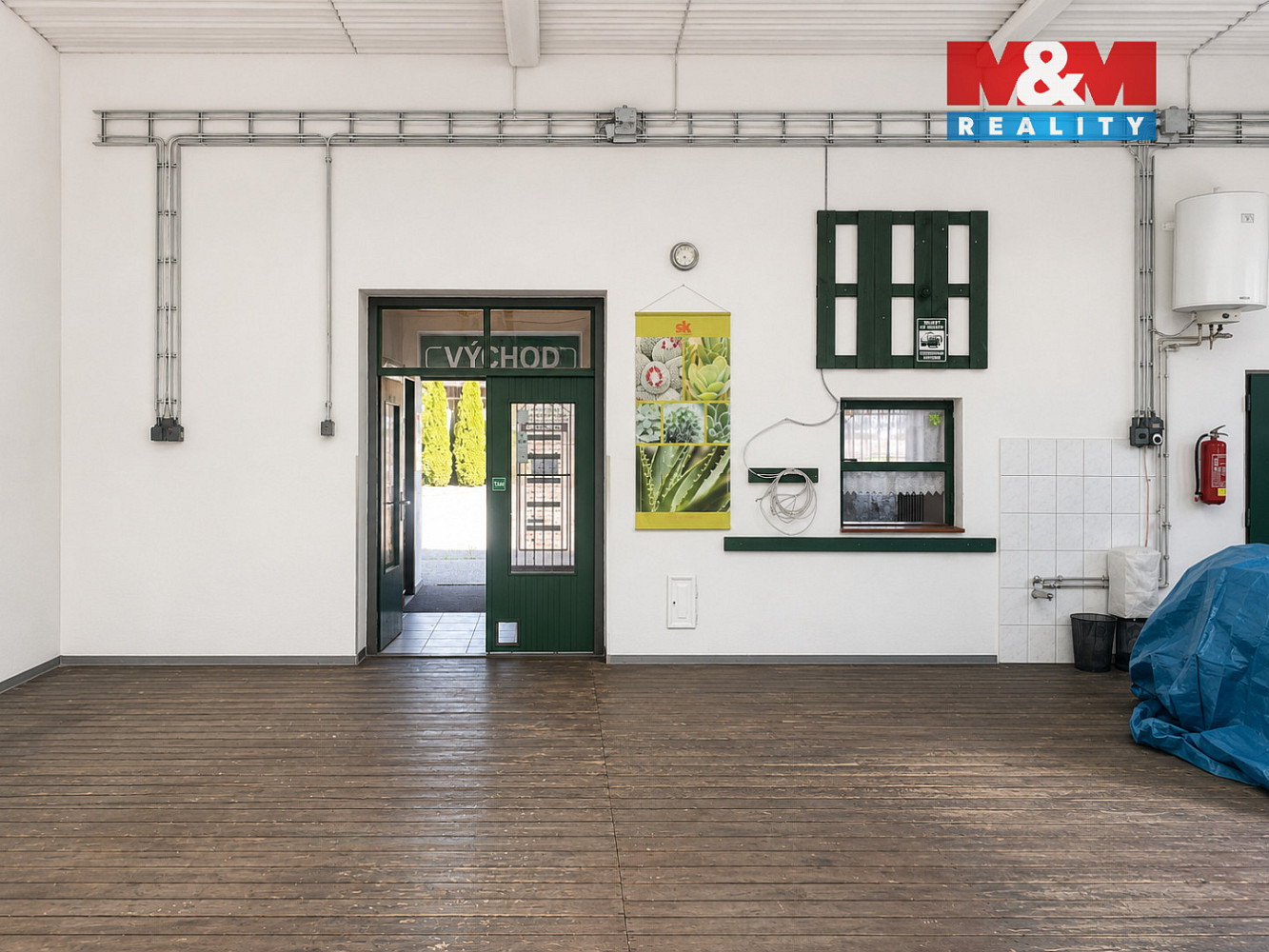 Pronájem obchodních prostor 107 m² – fotografie 2