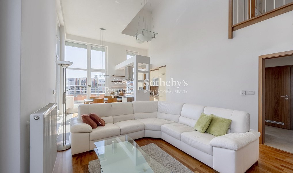 Prodej bytu 4+kk 121 m², Praha – náhled fotky 2