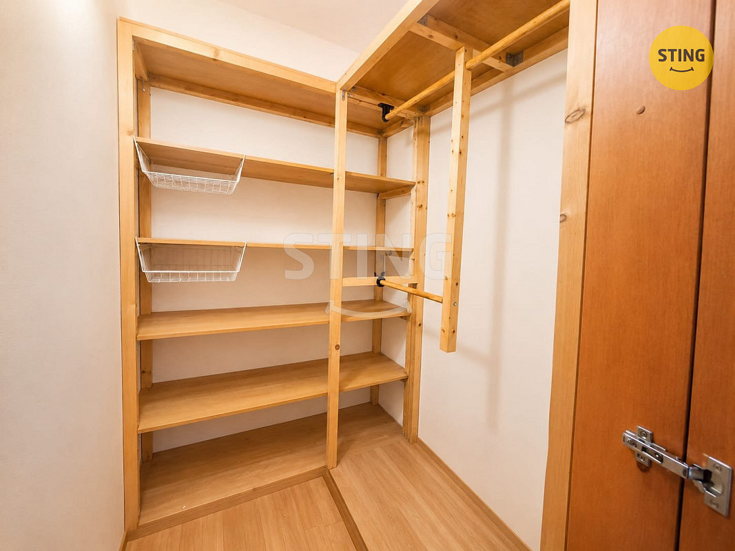 Pronájem bytu 1+kk 38 m² – fotografie 4