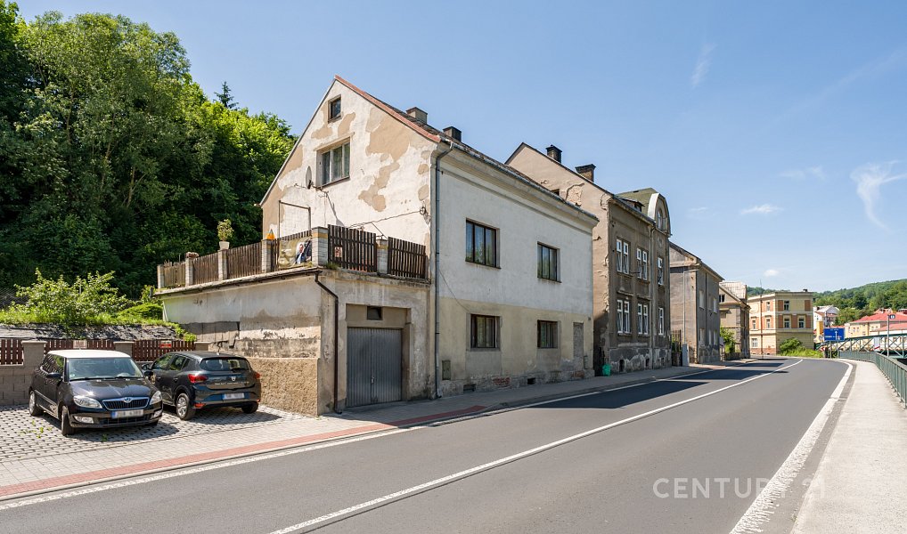 Prodej domu 244 m² s pozemkem 326 m², Benešov nad Ploučnicí – náhled fotky 2