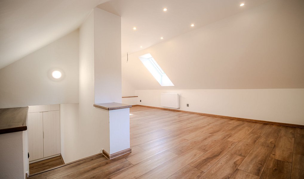 Prodej domu 138 m² s pozemkem 197 m², Dlouhomilov – náhled fotky 24