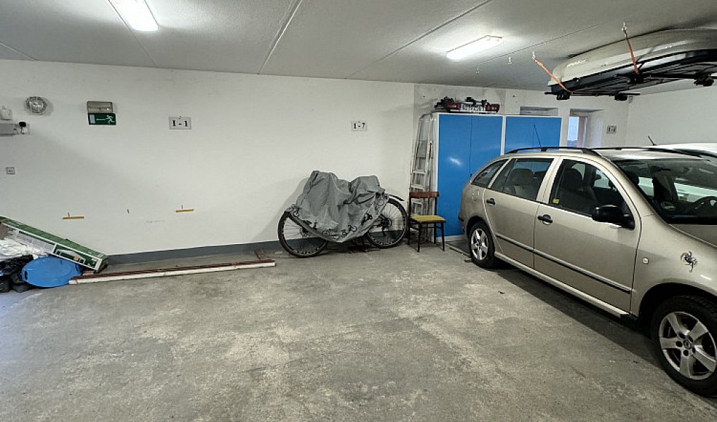 Pronájem parkovacího místa, 18 m2, Kadaň – náhled fotky 2