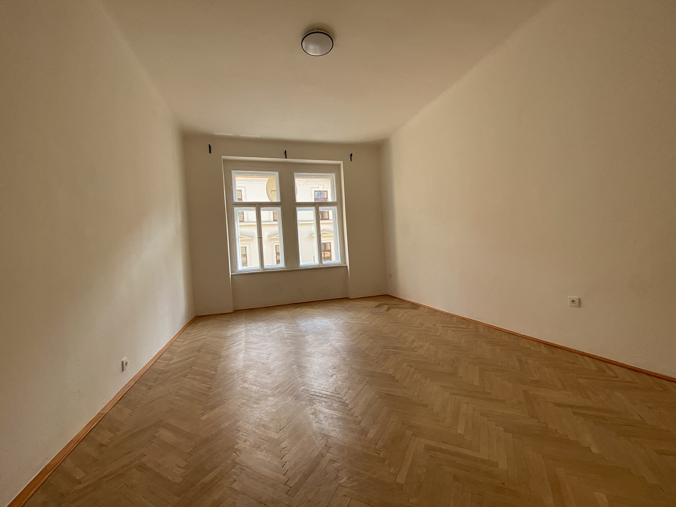 Pronájem bytu 2+1 58 m² – fotografie 3