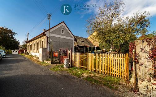 Prodej domu 180 m² s pozemkem 640 m², Velemín - Bílinka, okres Litoměřice