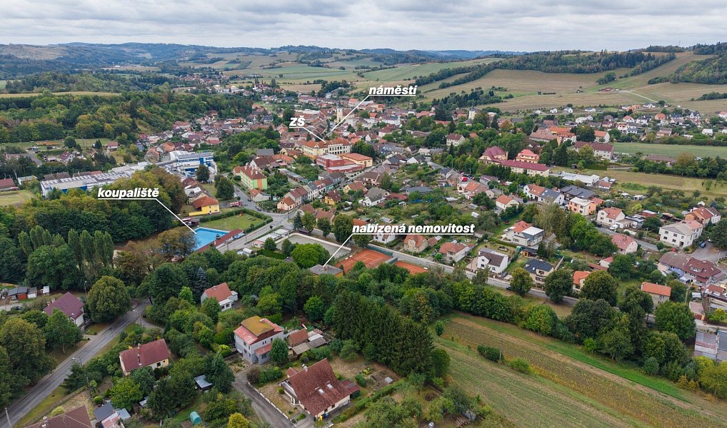 Prodej domu 266 m² s pozemkem 1 065 m², Olešnice – náhled fotky 30