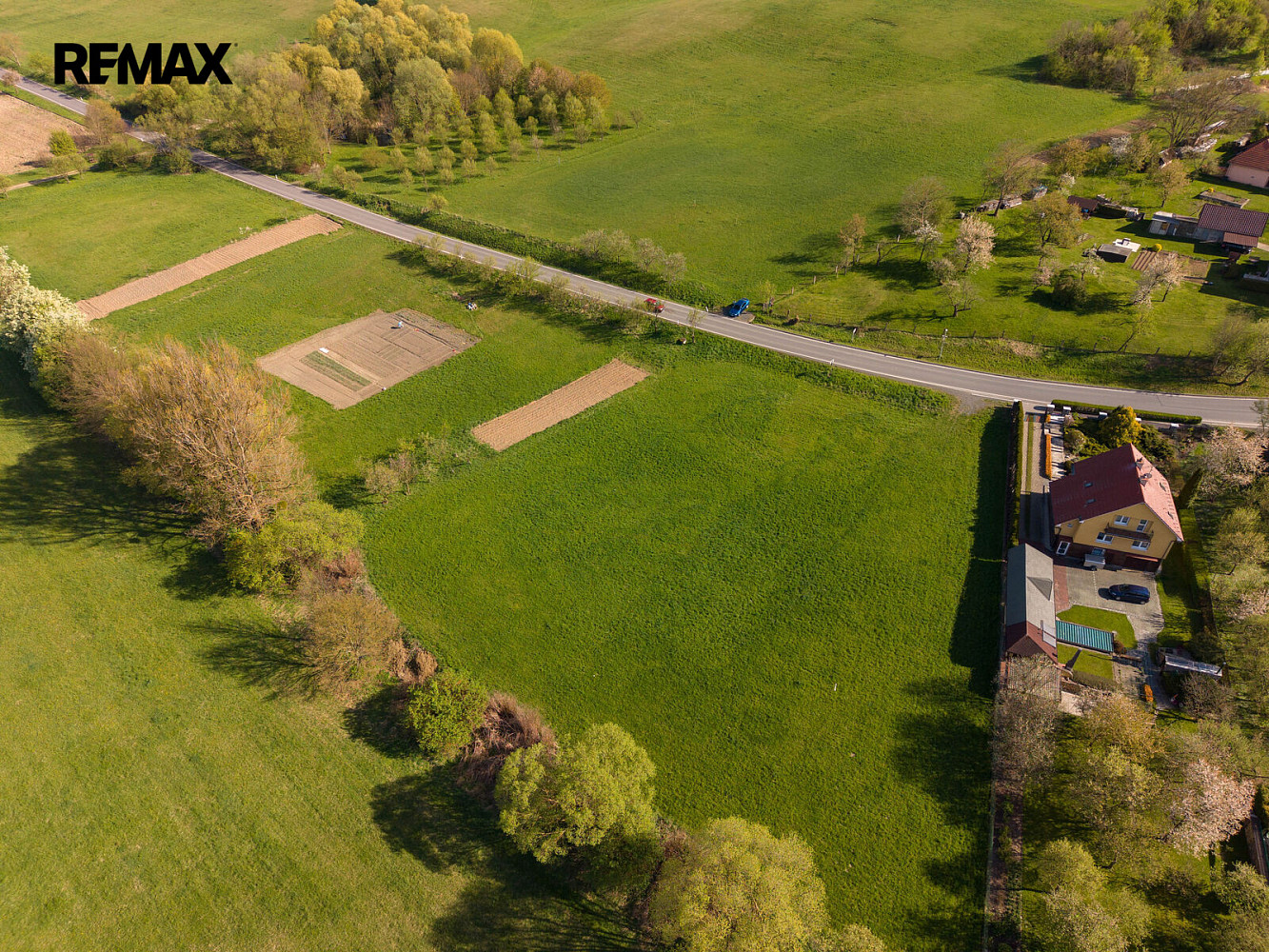 Prodej stavebního pozemku 2 583 m² – fotografie 3