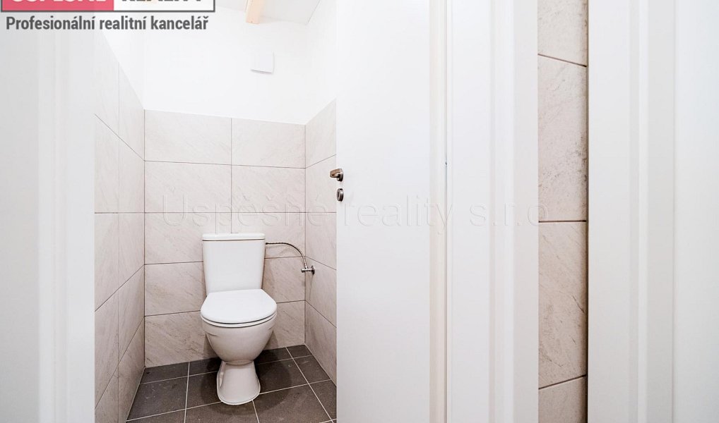 Prodej domu 57 m² s pozemkem 117 m², Černošice – náhled fotky 11
