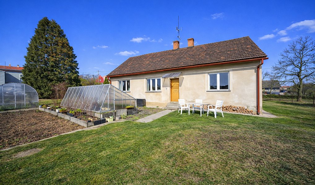 Prodej domu 100 m² s pozemkem 1 000 m², Havířov – náhled fotky 2