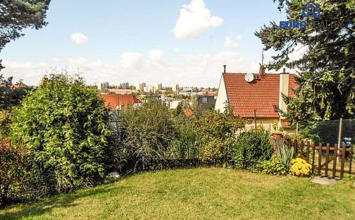 Prodej stavebního pozemku 713 m², Praha 6