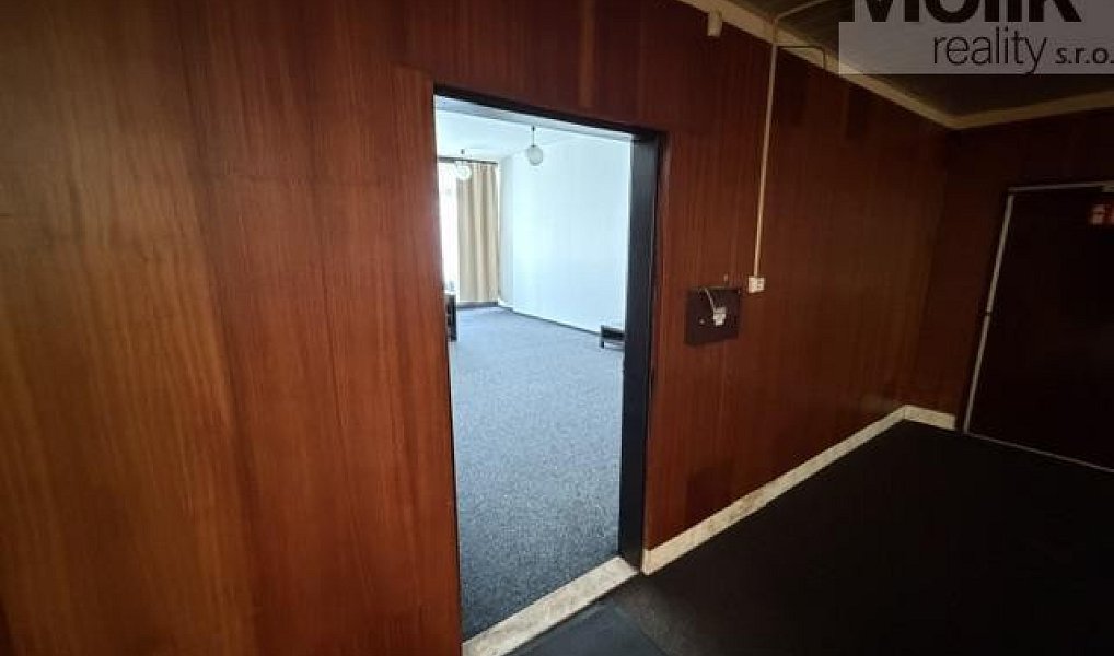 Pronájem kanceláře 37 m², Most – náhled fotky 5
