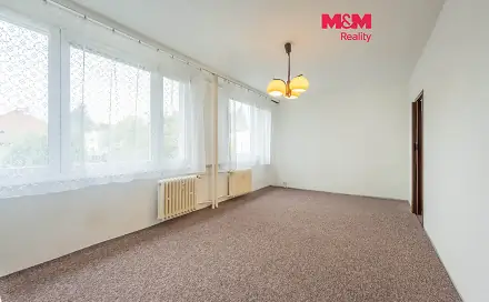 Pronájem bytu 2+1 55 m², Košťálkova, Praha 8 - Kobylisy