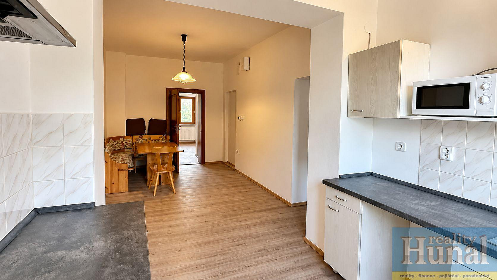 Pronájem bytu 1+1 52 m²