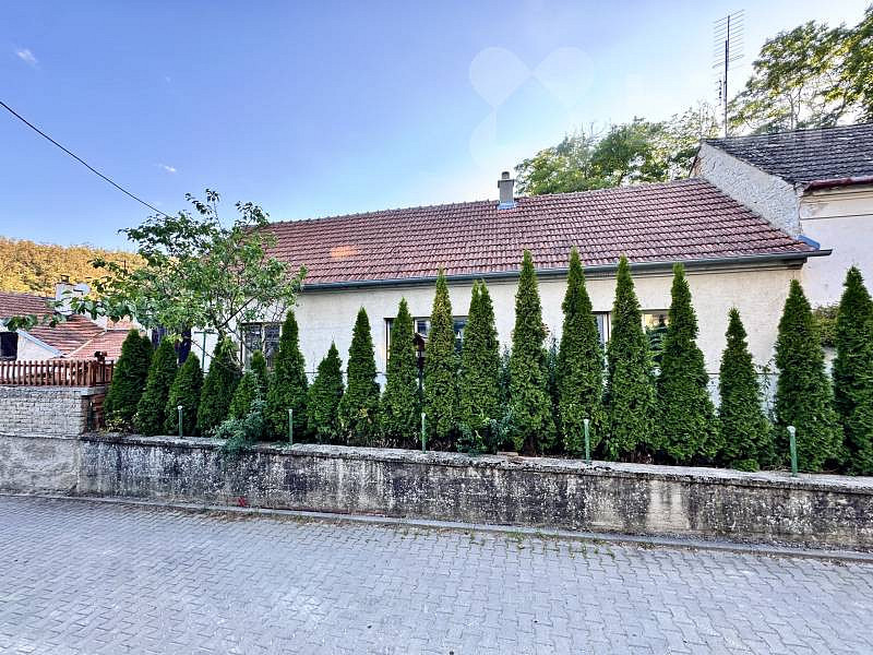 Prodej domu 100 m² s pozemkem 329 m²