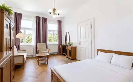 Pronájem bytu 1+1 37 m², Sekaninova, Praha 2 - Nusle
