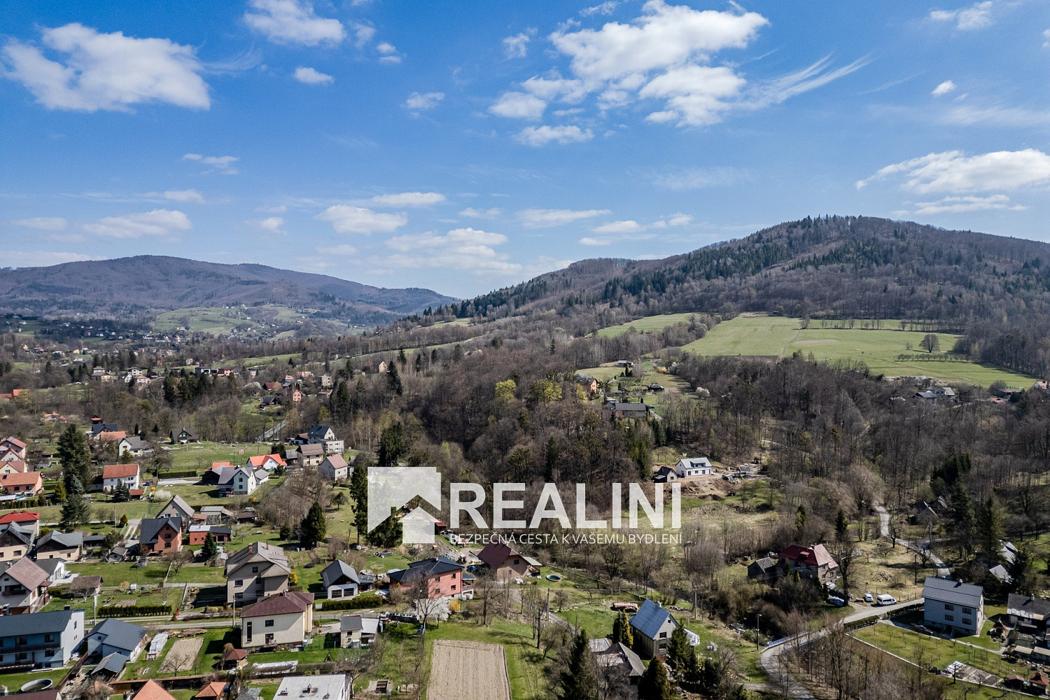 Prodej domu 200 m² s pozemkem 659 m² - Ansicht 4