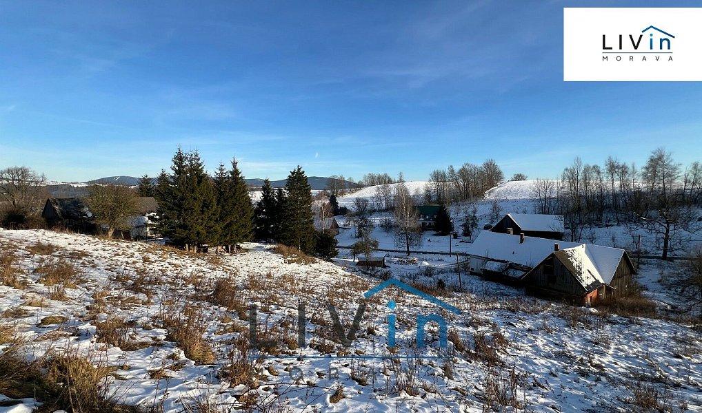 Prodej stavebního pozemku 897 m², Staré Město – náhled fotky 8