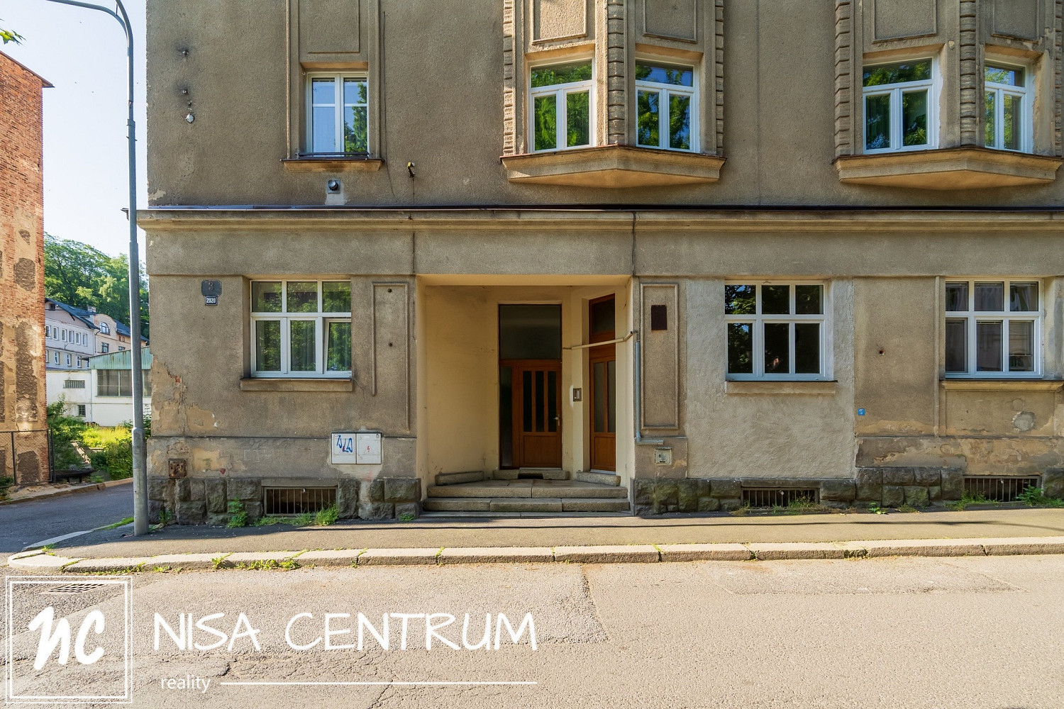 Prodej obchodních prostor 27 m² – fotografie 2
