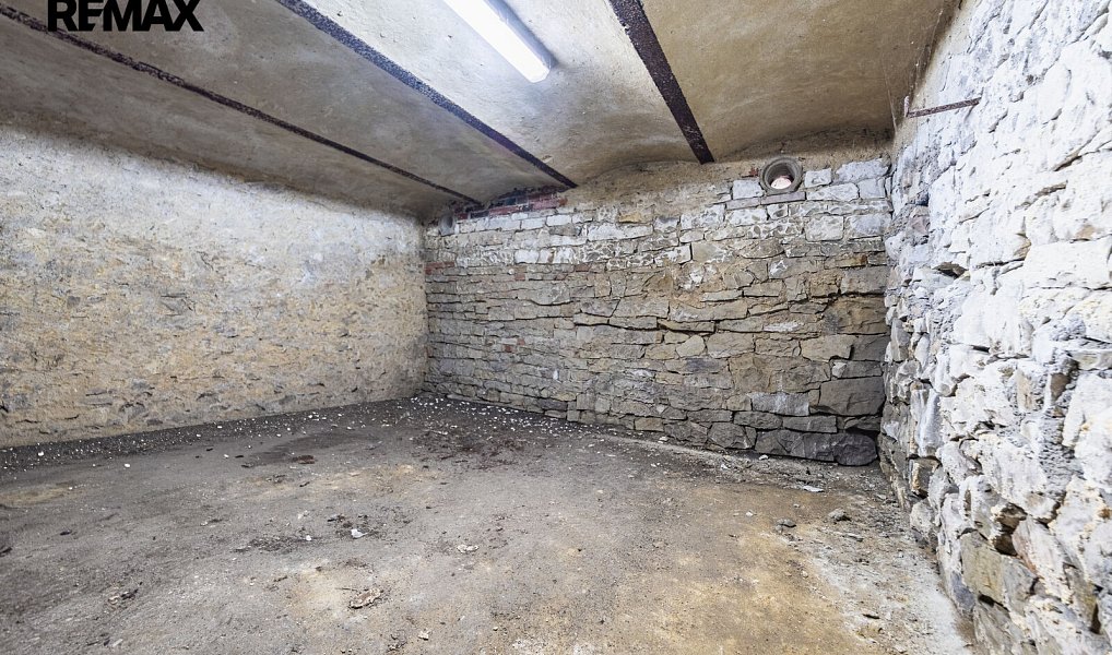 Prodej restaurace 670 m², Zbrašín – náhled fotky 31