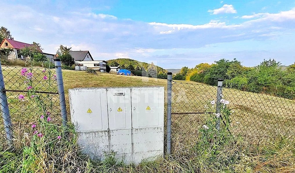 Prodej stavebního pozemku 838 m², Vráž – náhled fotky 8
