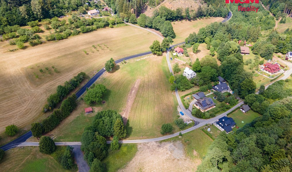 Prodej stavebního pozemku 1 818 m², Držková – náhled fotky 3