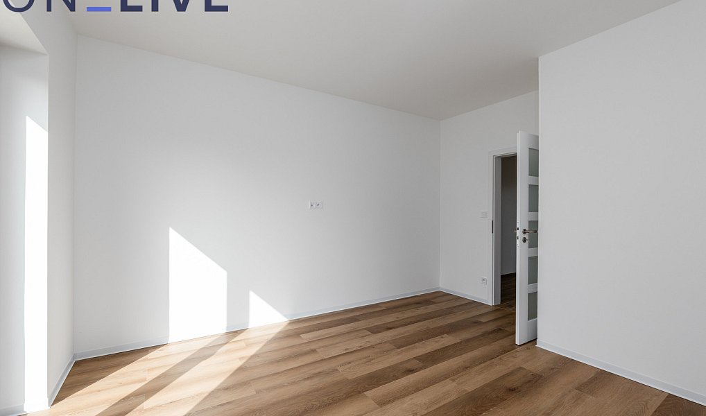 Prodej domu 92 m² s pozemkem 704 m², Kladruby – náhled fotky 11