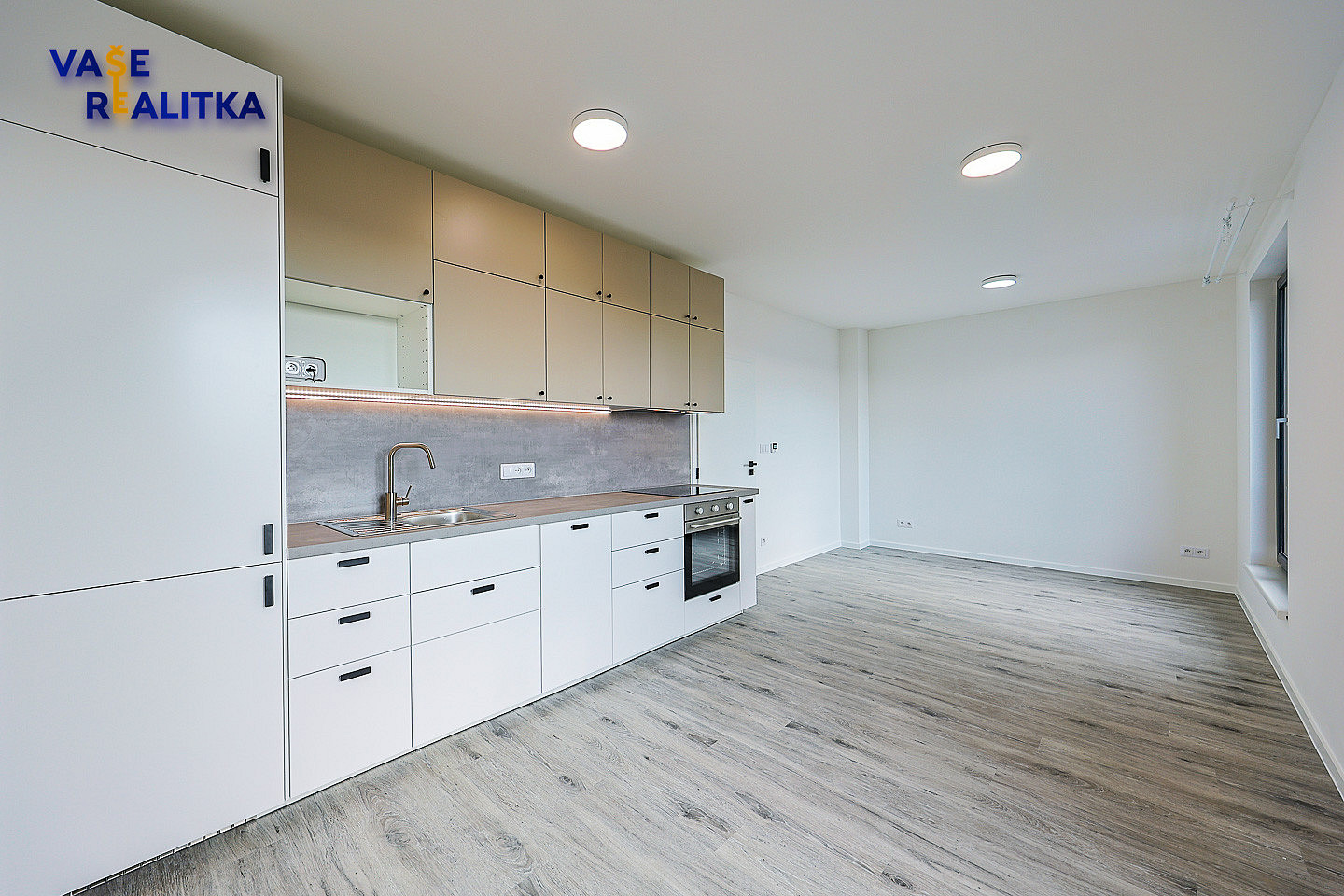 Pronájem bytu 1+kk 33 m²