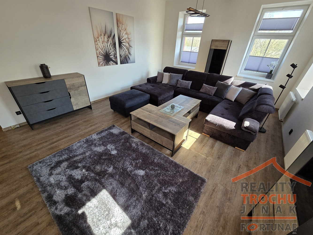 Prodej komerčního objektu (jiného typu) 715 m² — photo 3