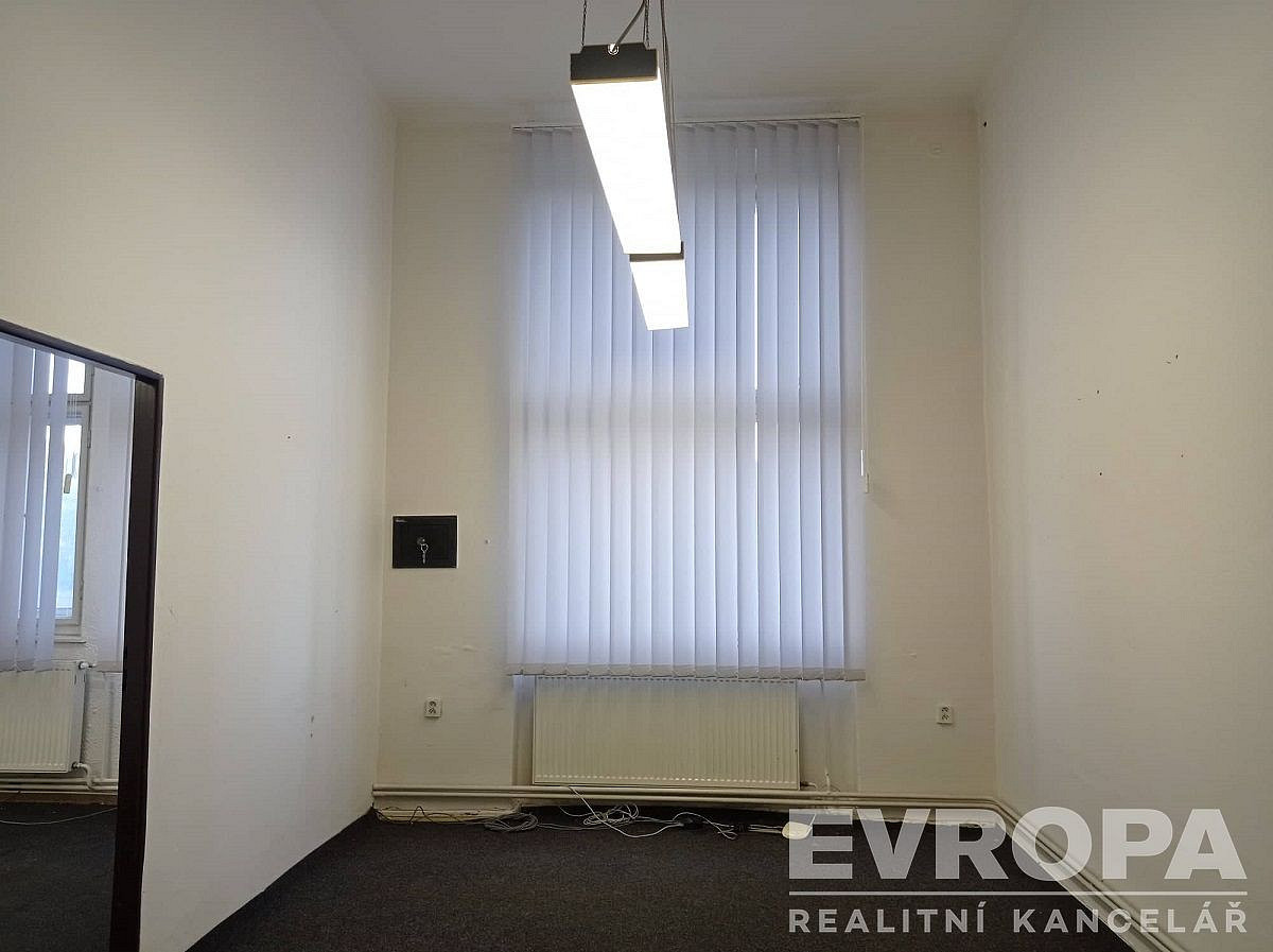 Pronájem skladovacích prostor 30 m² – fotografie 5