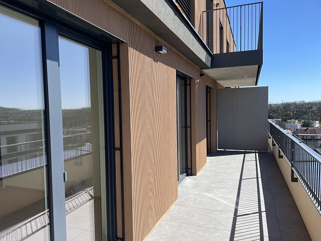 Pronájem bytu 3+kk 80 m² — photo 2