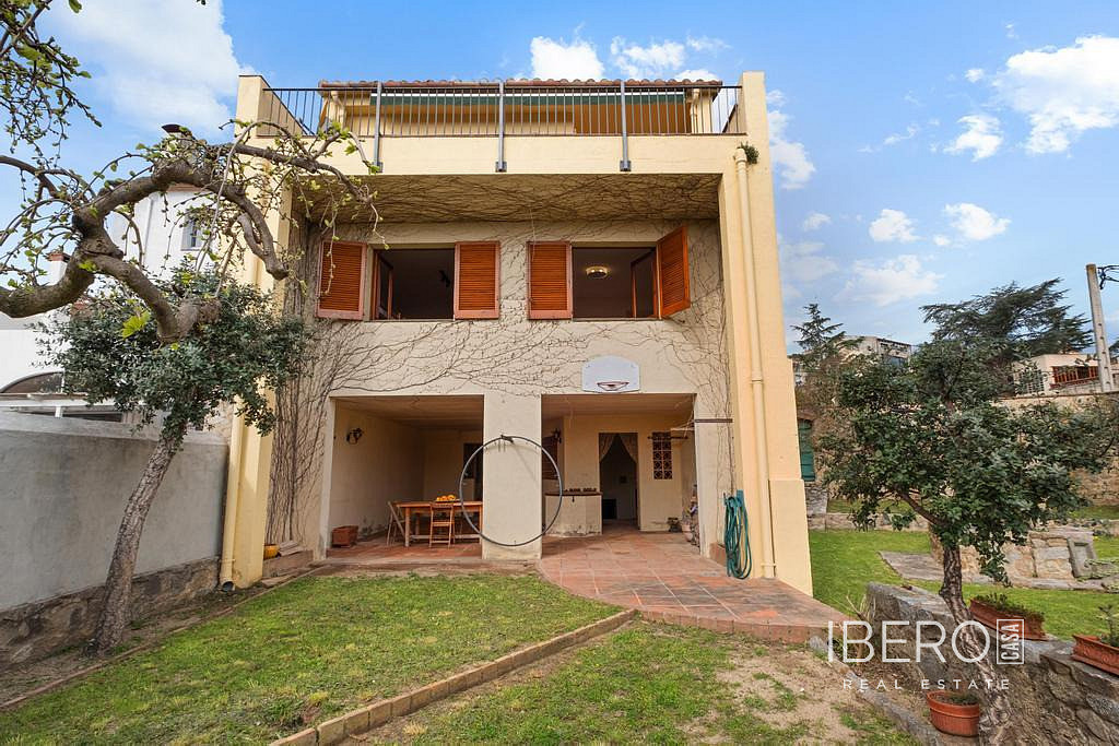 Prodej domu 278 m² s pozemkem 267 m² — photo 2
