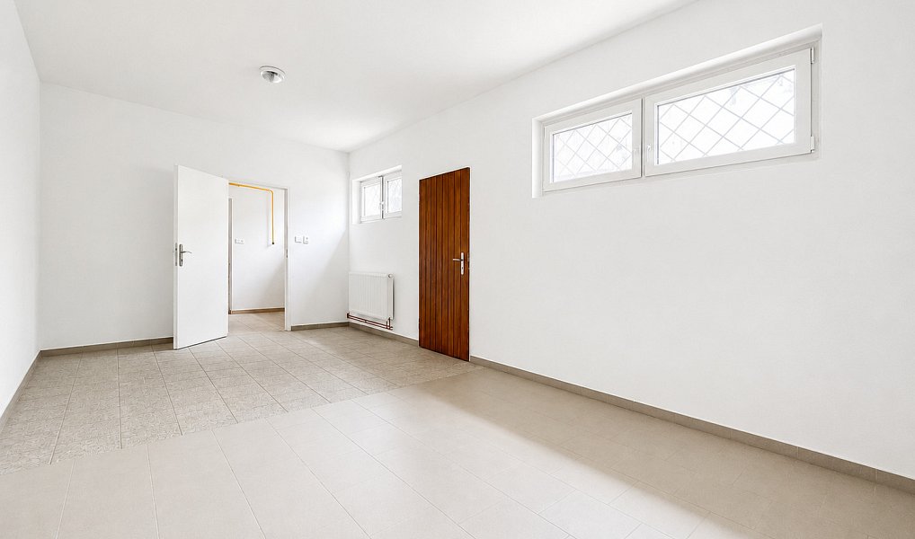 Pronájem obchodních prostor 126 m², Turnov – náhled fotky 5