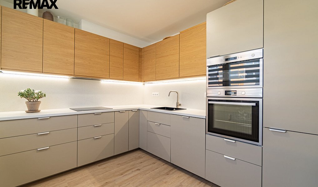 Prodej bytu 3+1 73 m², Hustopeče – náhled fotky 12