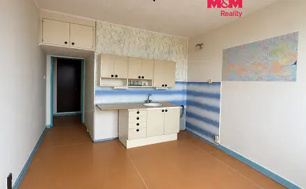 Prodej bytu 3+1 70 m², Klášterecká, Kadaň, okres Chomutov