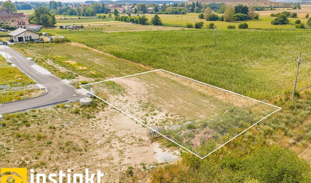 Prodej stavebního pozemku 1 044 m², Zbůch – fotka 1 z 15