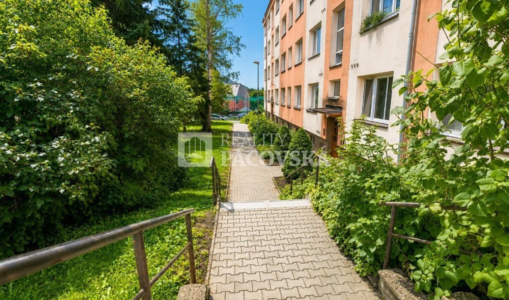 Prodej bytu 2+1 51 m², Děčín – náhled fotky 2