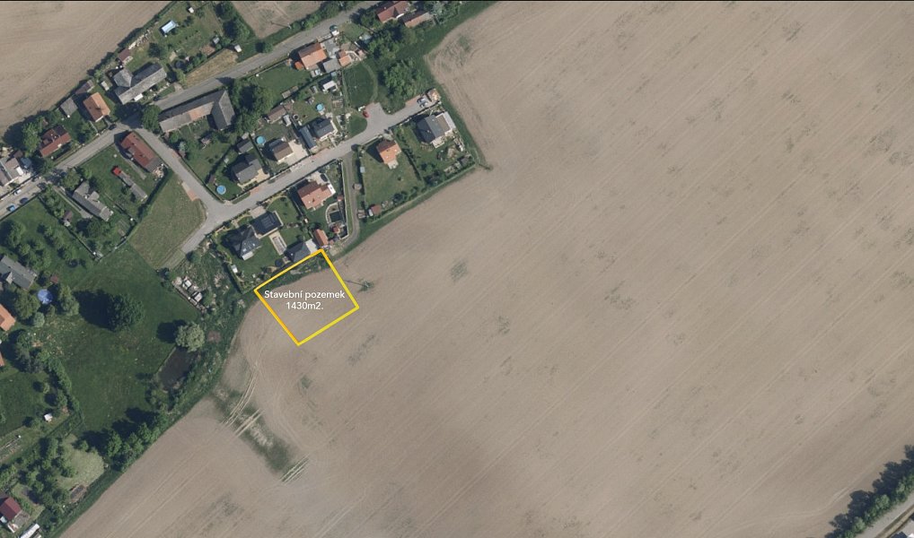 Prodej stavebního pozemku 1 430 m², Kněžmost – náhled fotky 2
