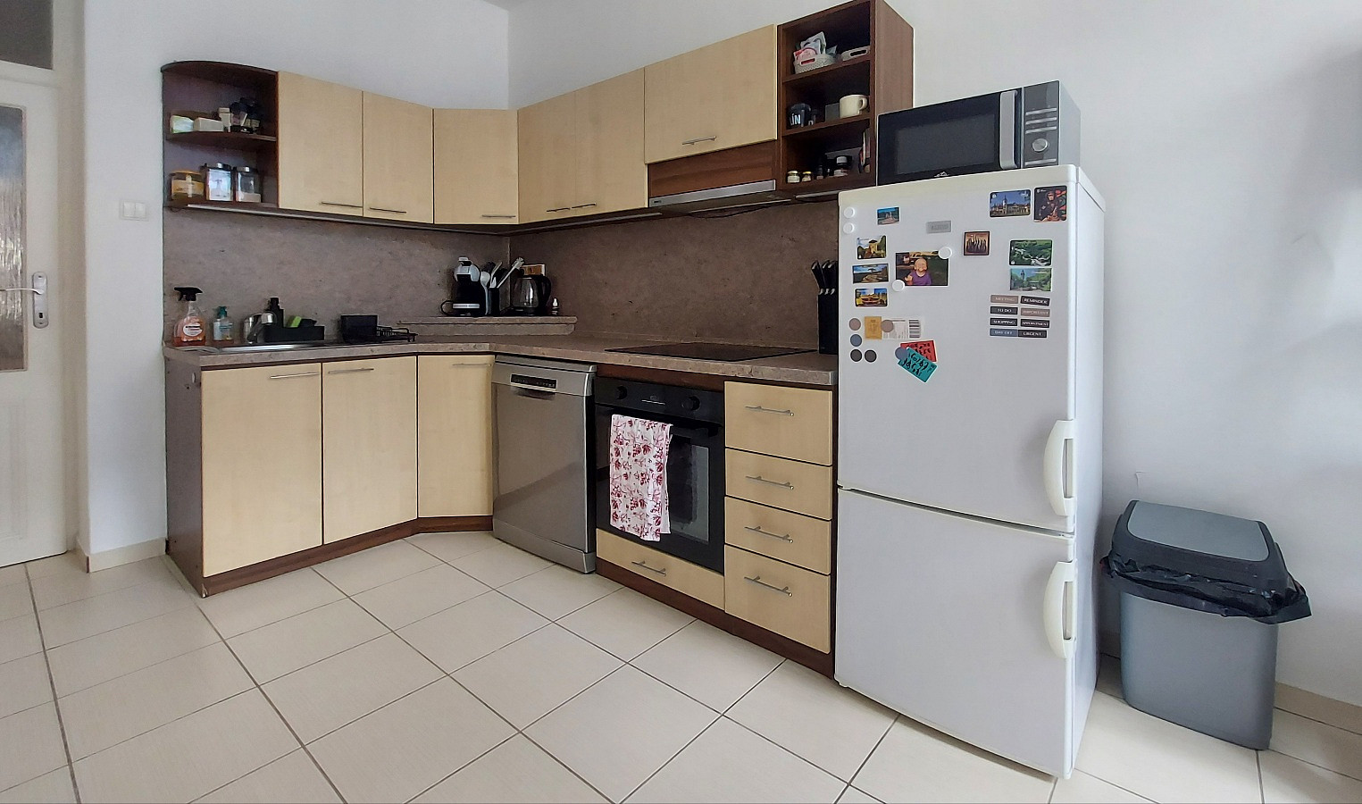 Pronájem bytu 2+1 74 m² - Widok 2