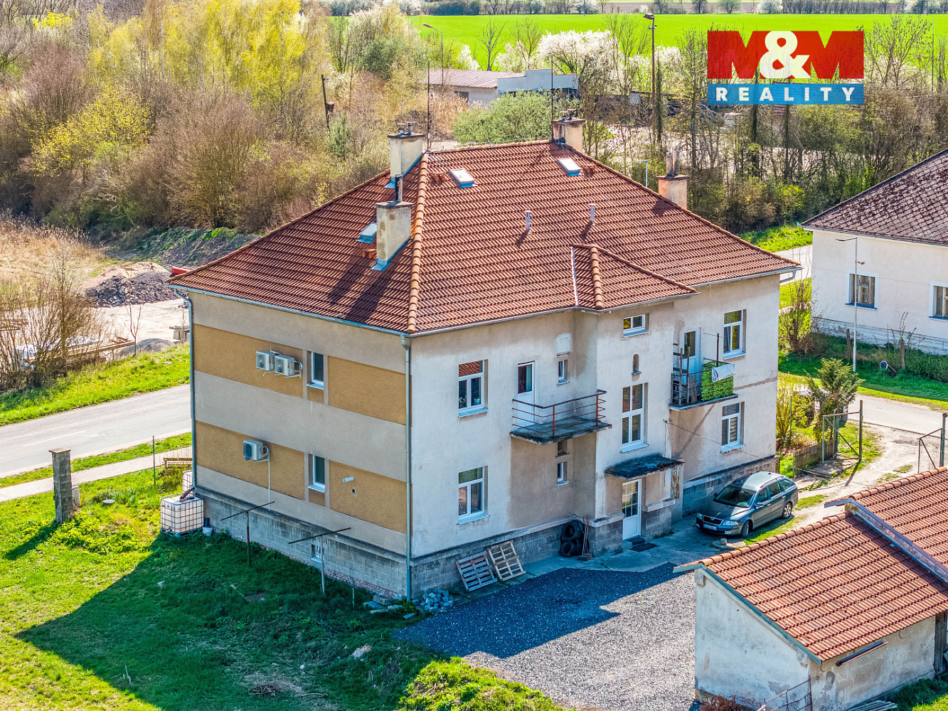 Prodej nájemního domu, činžáku 280 m² — photo 4