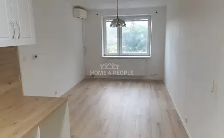 Pronájem bytu 2+kk 42 m², Pražského povstání, Benešov