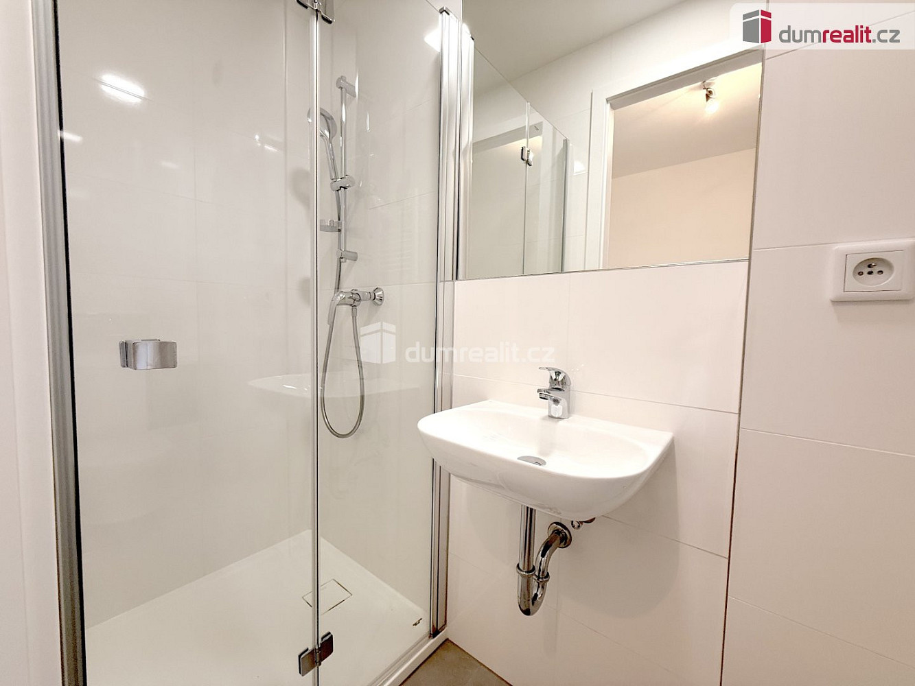Prodej bytu 1+kk 23 m² — photo 3