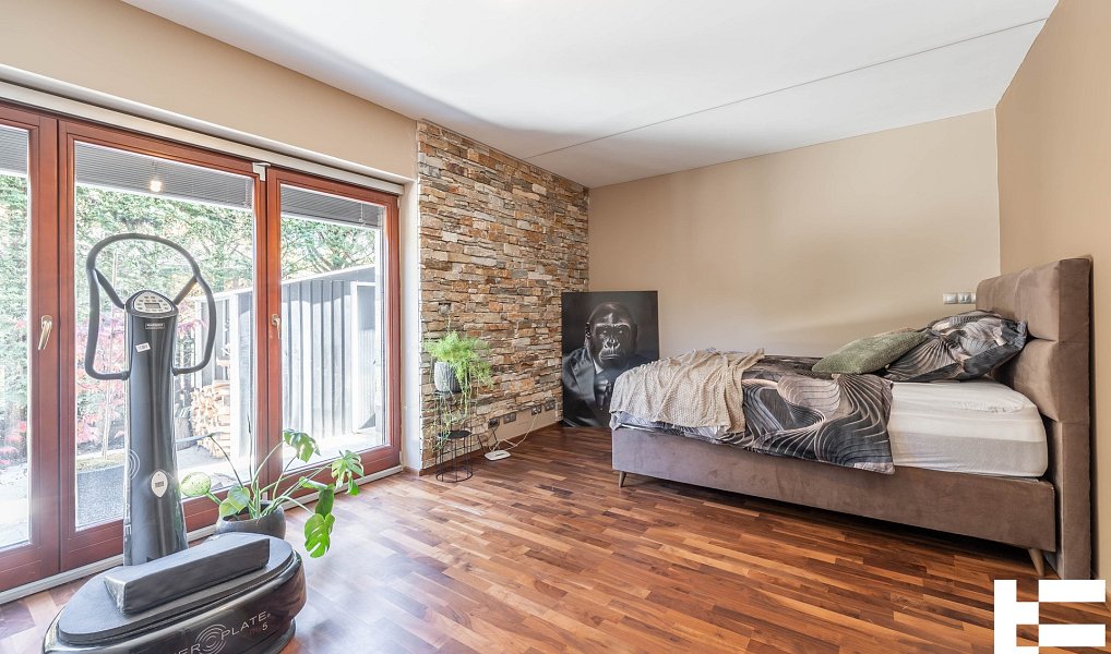 Prodej domu 227 m² s pozemkem 513 m², Zeleneč – náhled fotky 35
