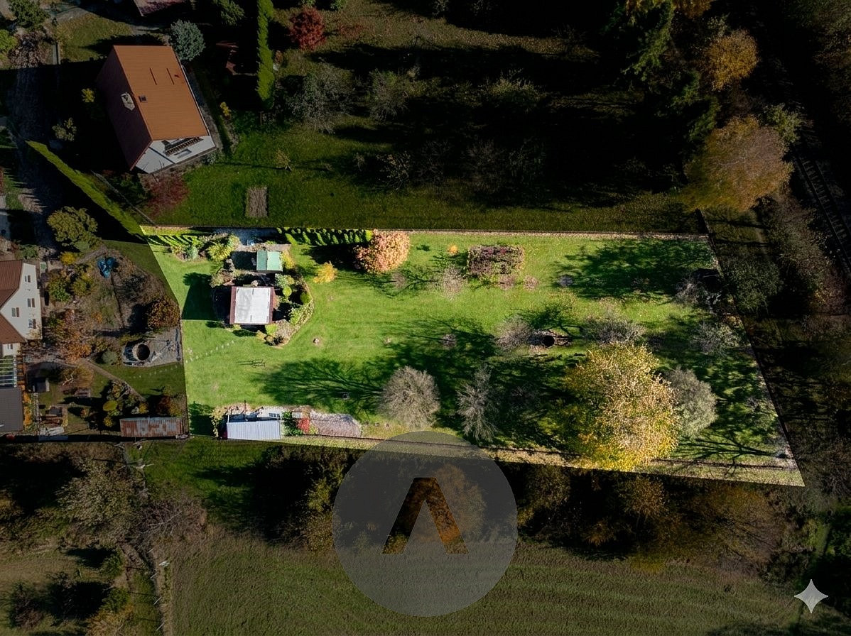 Prodej stavebního pozemku 1 800 m² – fotografie 3