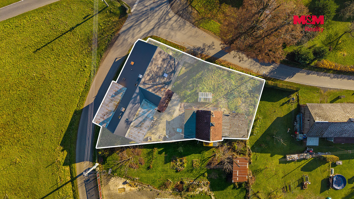 Prodej domu 170 m² s pozemkem 634 m² – fotografie 2