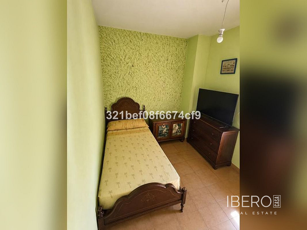 Casa 5+kk – Estepona, Barriada Islas Canarias - Más