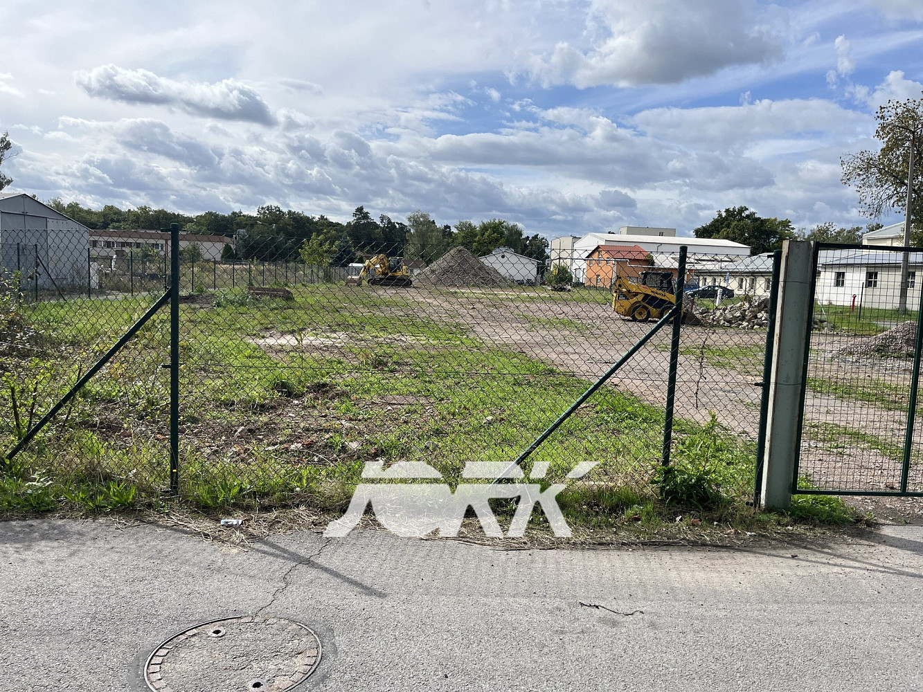 Prodej komerčního pozemku 2 885 m² – fotografie 5